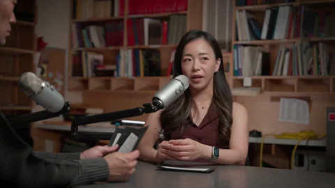 Luri Lee in conversation with Hezekiah Leung